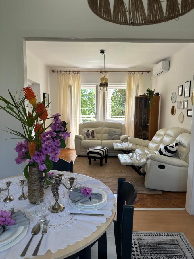 Cosy Family Apartment Marina Kastela Near Airport Exterior foto